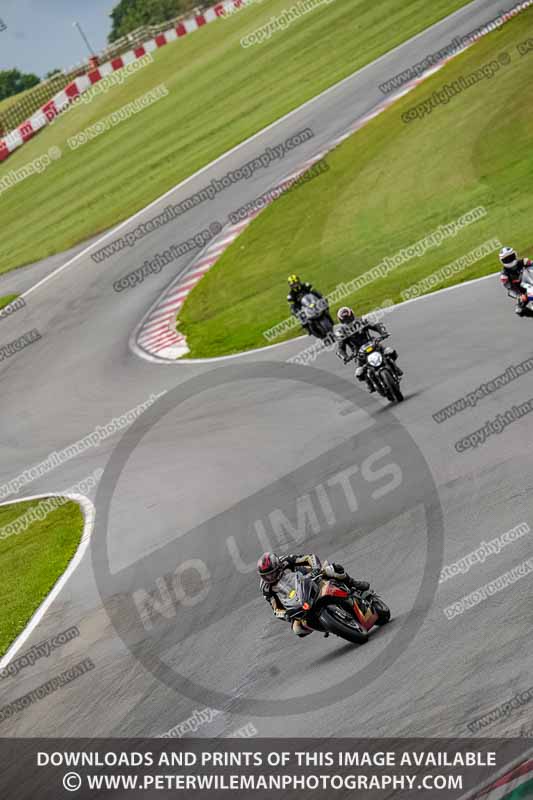 donington no limits trackday;donington park photographs;donington trackday photographs;no limits trackdays;peter wileman photography;trackday digital images;trackday photos